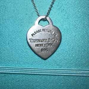 **SOLD***Tiffany Blue® Small Heart Tag Pendant
